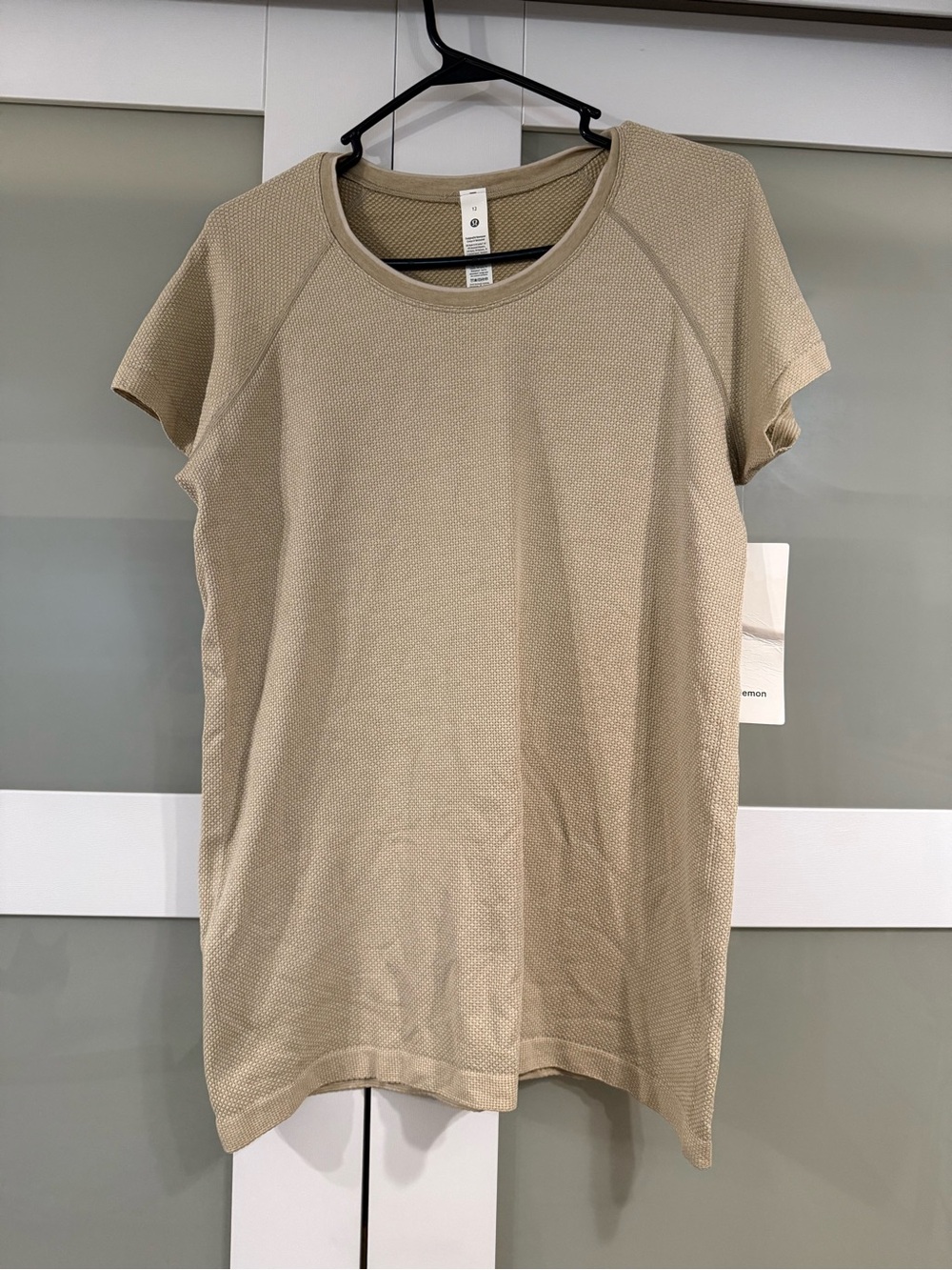 lululemon athletica Swiftly Tech Tee Textured Knit in Sheer Oak White